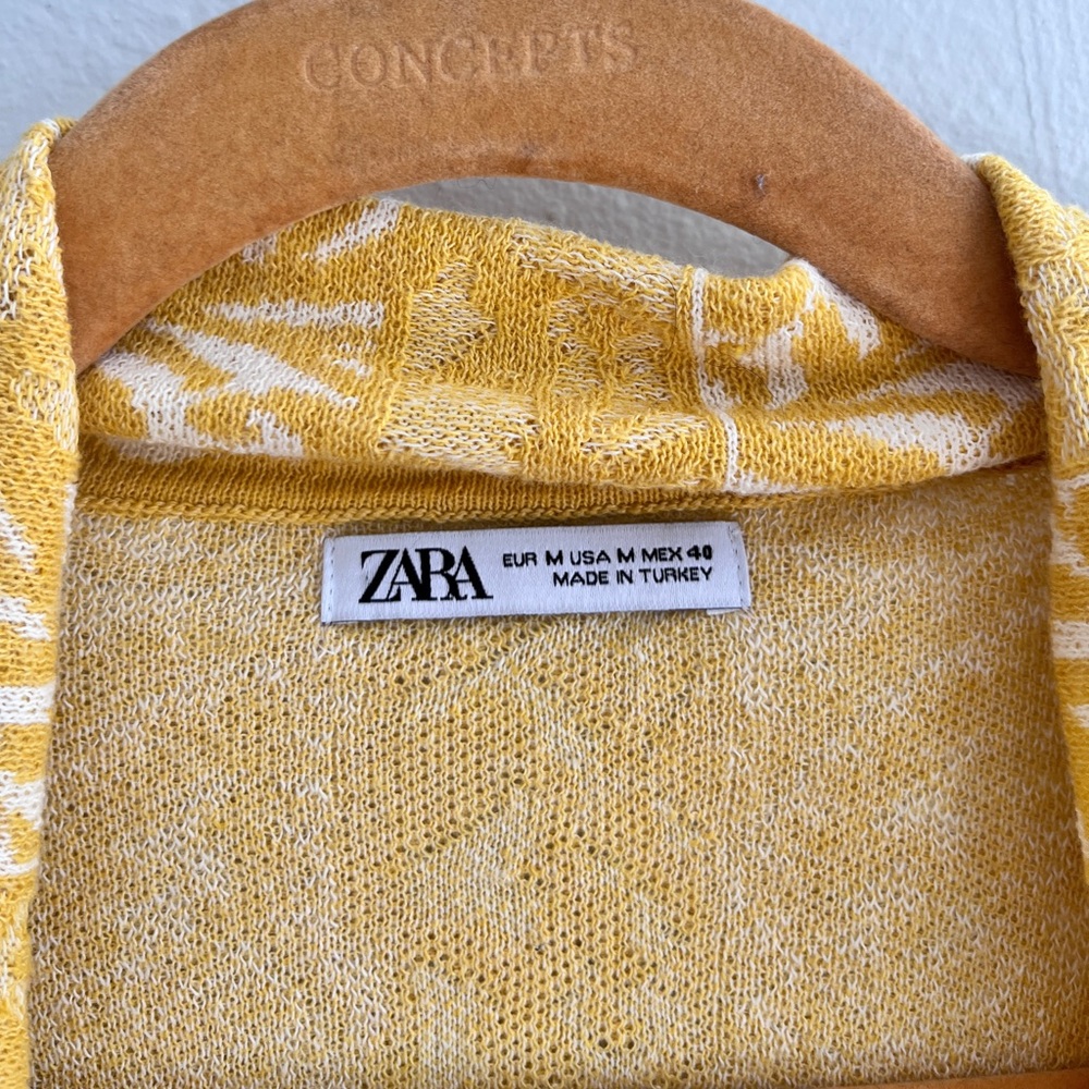 ZARA Yellow Button Down Knit Short Sleeve Top - Picture 5 of 5